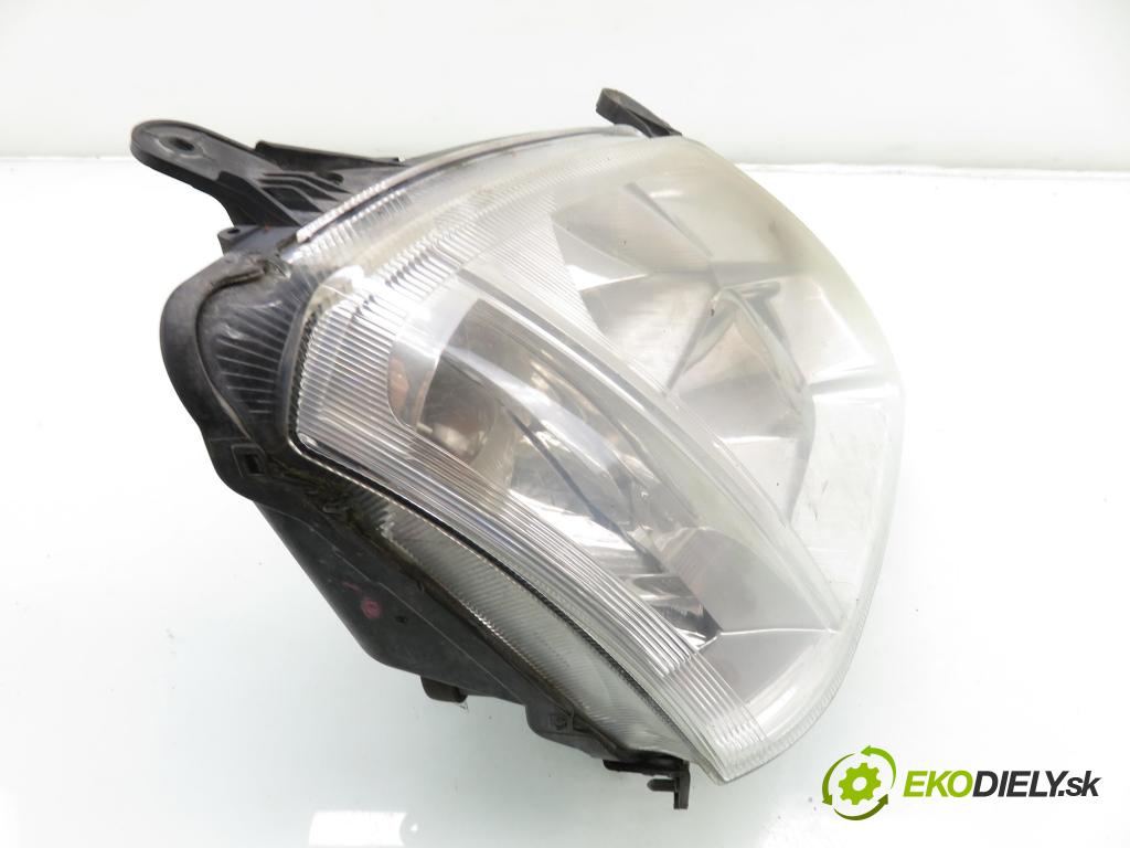 OPEL MERIVA A nadwozie wielkoprzestrzenne (MPV) (X03) MINIVAN 2003 74,00 1.6 16V - Z 16 XE 1598,00 světlo PP 93321053