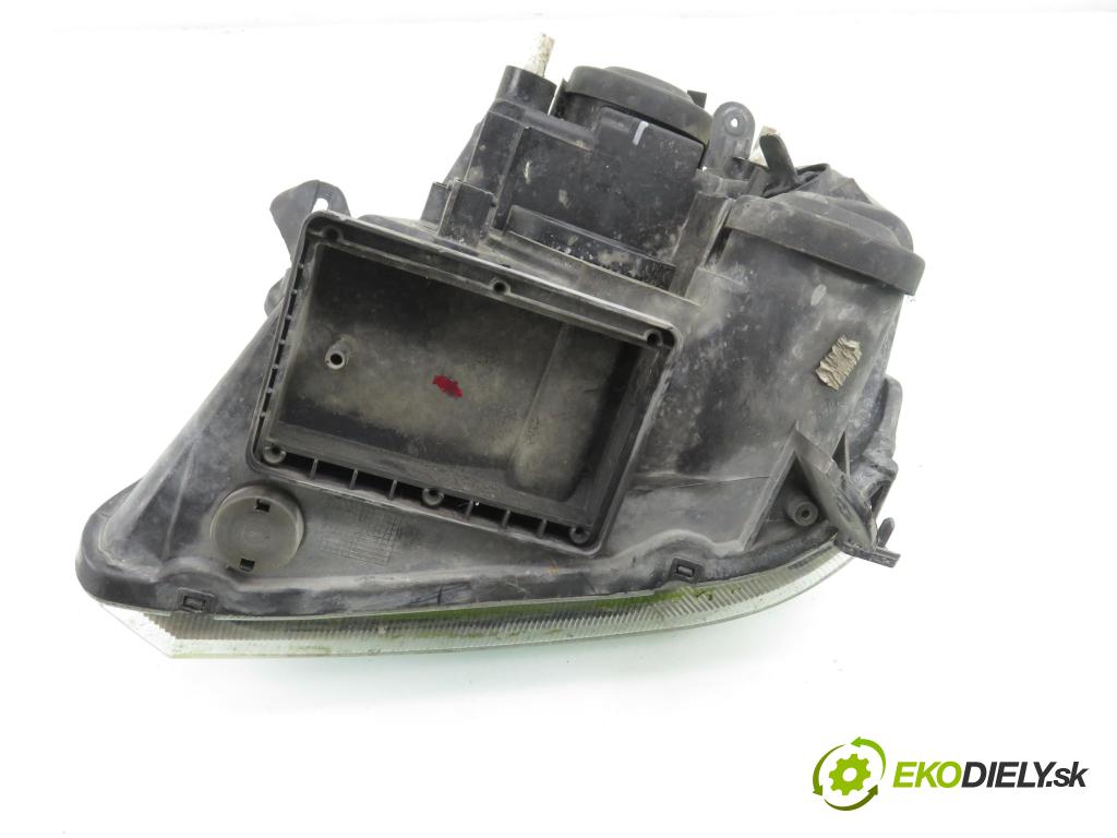 OPEL MERIVA A nadwozie wielkoprzestrzenne (MPV) (X03) MINIVAN 2003 74,00 1.6 16V - Z 16 XE 1598,00 světlo PP 93321053