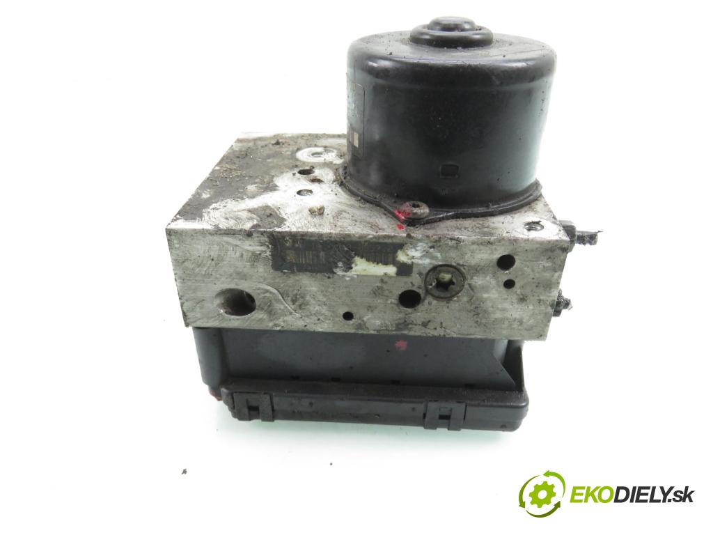 VW GOLF IV (1J1) HB 2000 81,00 1.9 TDI - AHF 1896,00 pumpa ABS 1J0907379S ; 1J0614517 (Pumpa ABS)