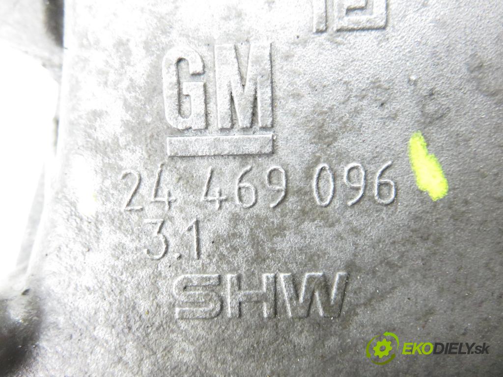 OPEL CORSA C (X01) HB 2004 44,00 1 - Z 10 XEP 998,00 obal VAČKOVÁ HŘÍDEL: 24469096 ; 90572867