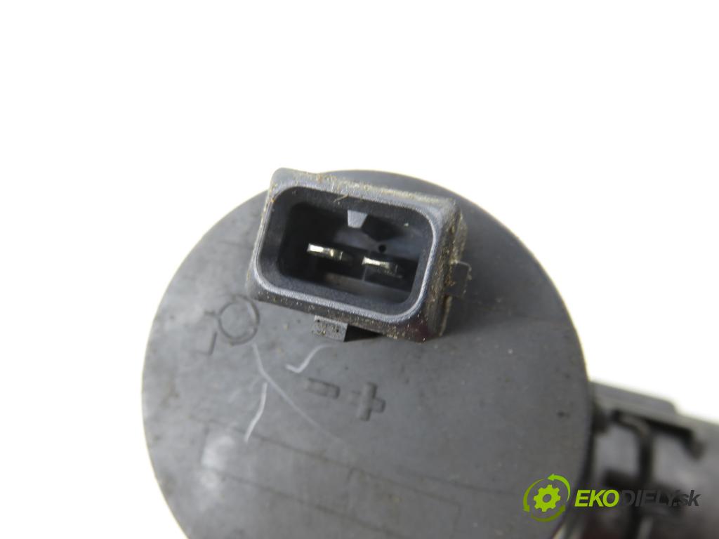 BMW 5 (E60) SEDAN 2006 120,00 520 d - M47 D20 (204D4) 1995,00 pumpa vody elektrická 6917700