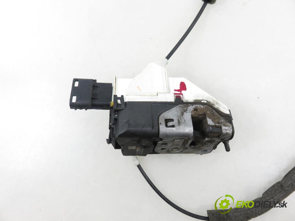CITROEN BERLINGO Nadwozie pełne/minivan (B9) FURGON 2011 55,00 1.6 HDi / BlueHDi 75 - 9HN (DV6ETED) 1560,00 zámok Dvere posúvne 828414