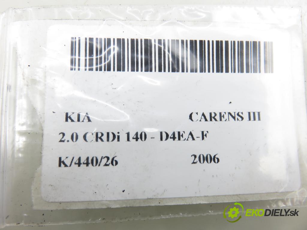 KIA CARENS III (UN) MINIVAN 2006 103,00 2.0 CRDi 140 1991,00 chladič klimatizace  (Chladič klimatizace)