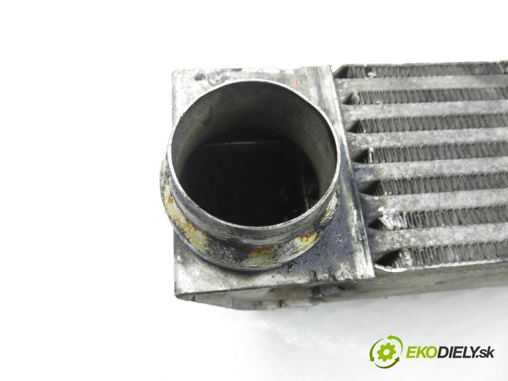 BMW 5 (E60) SEDAN 2006 120,00 520 d - M47 D20 (204D4) 1995,00 chladič intercooler 7795823