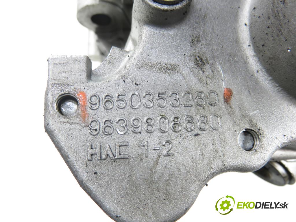 LANCIA PHEDRA (179_) MINIVAN 2003 94,00 2.2 JTD (179AXC1A) - 4HW (DW12ATED4) 2179,00 pumpa oleje 9636898380 ; 9650353280 (Olejové čerpadlo)