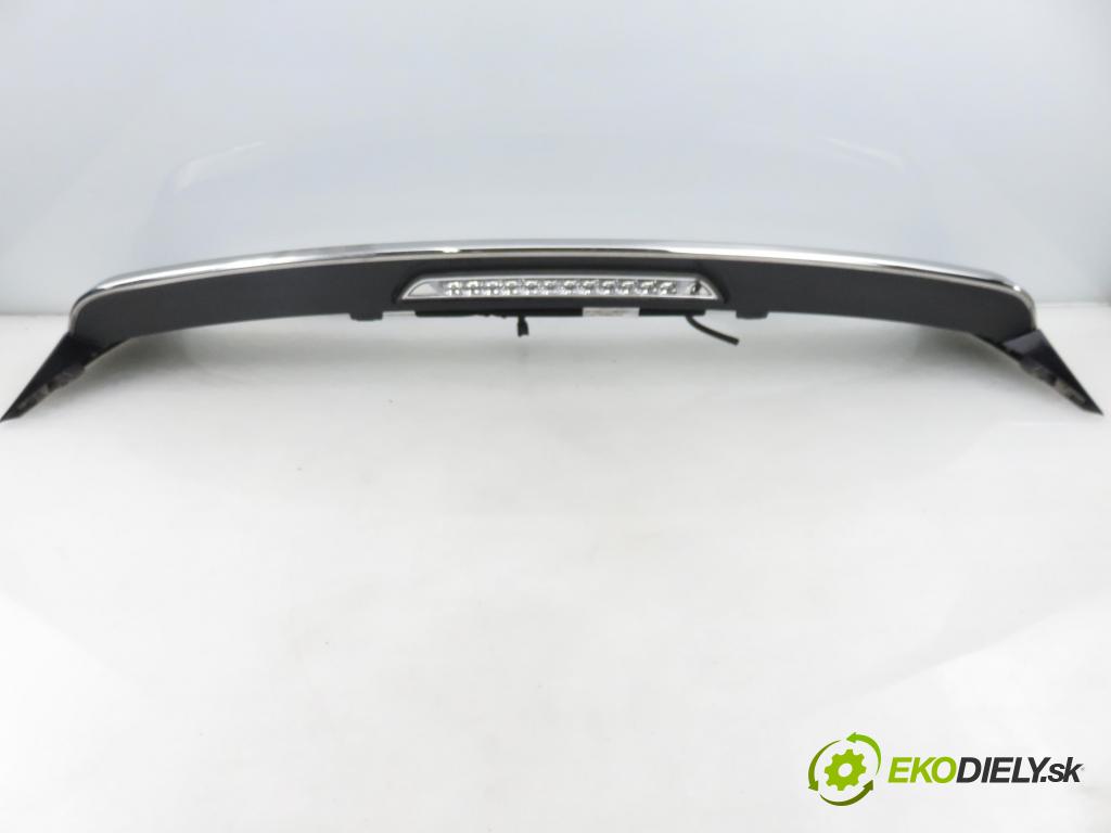 PEUGEOT 2008 I (CU_) KOMBI 2013 84,00 1.6 HDi - 9HD (DV6CTED) 1560,00 SVĚTLO bŕzd 9678324280