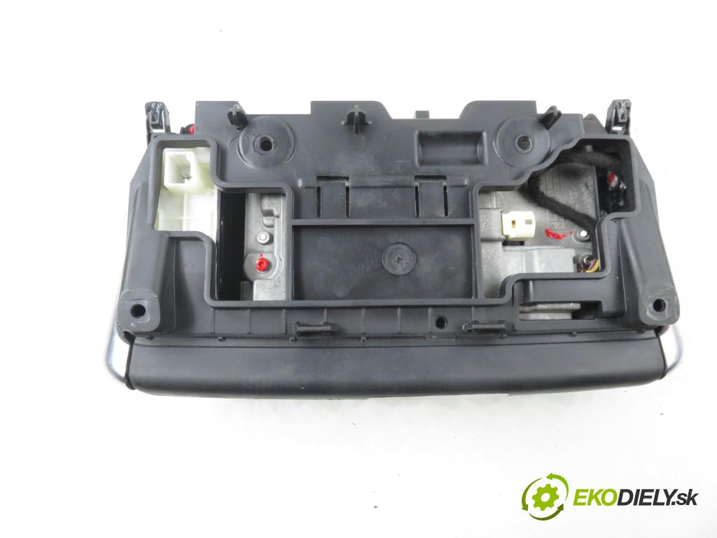 PEUGEOT 2008 I (CU_) KOMBI 2013 84,00 1.6 HDi - 9HD (DV6CTED) 1560,00 ZOBRAZIT: 9805301780