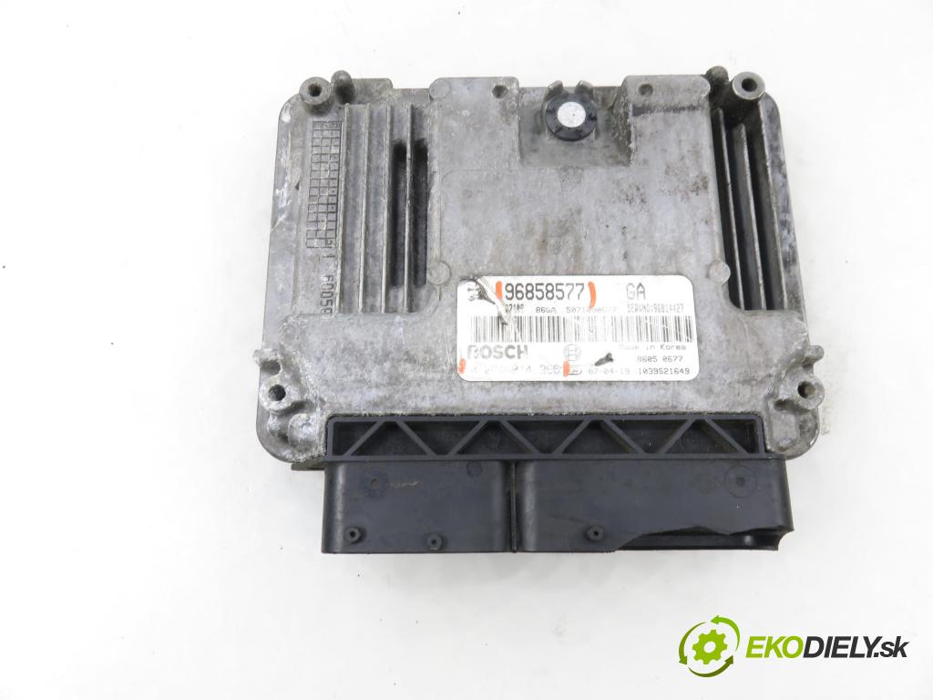 CHEVROLET CAPTIVA (C100, C140) SUV 2007 110,00 2.0 D 4WD 1991,00 Riadiaca jednotka Motor 0281014296 ; 96858577