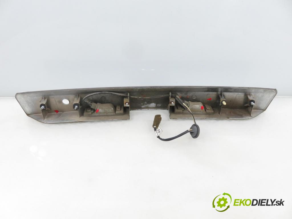 CHEVROLET CAPTIVA (C100, C140) SUV 2007 110,00 2.0 D 4WD 1991,00 Zadné čelo dverí kufor 96624637