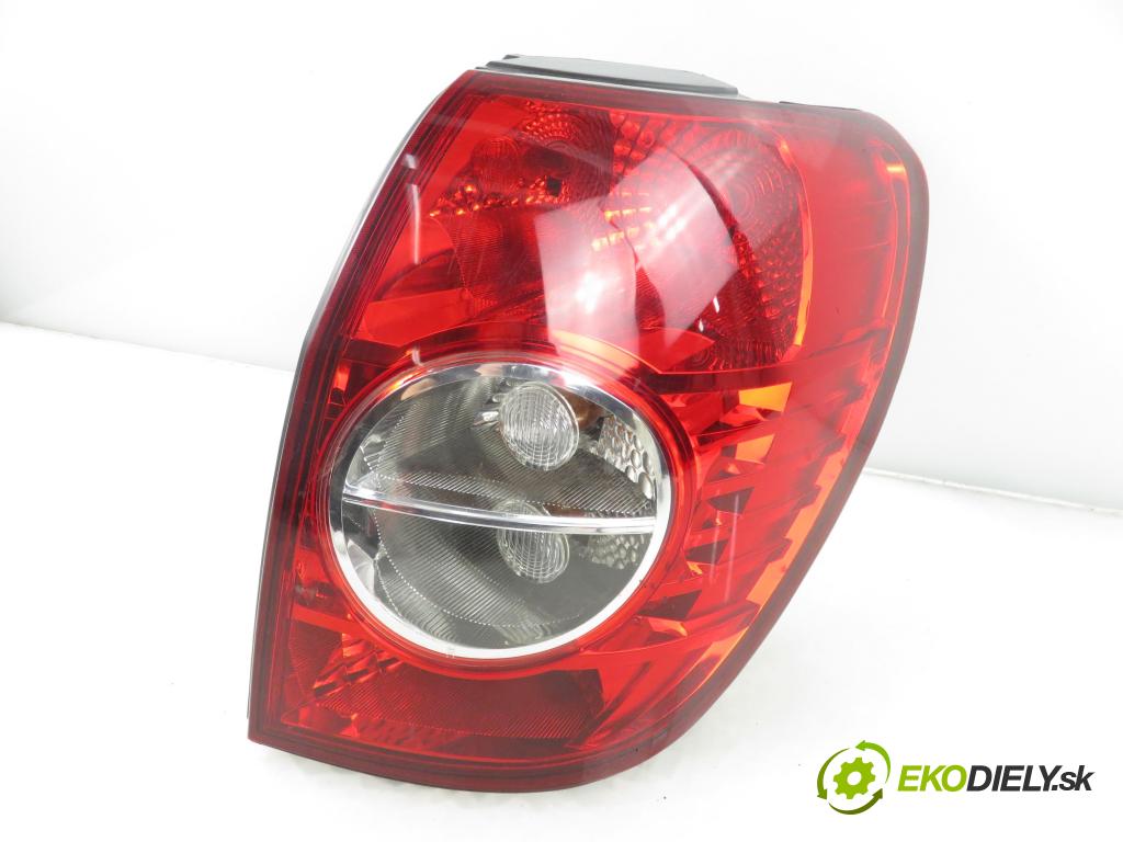 CHEVROLET CAPTIVA (C100, C140) SUV 2007 110,00 2.0 D 4WD 1991,00 Svetlo pravé zadné