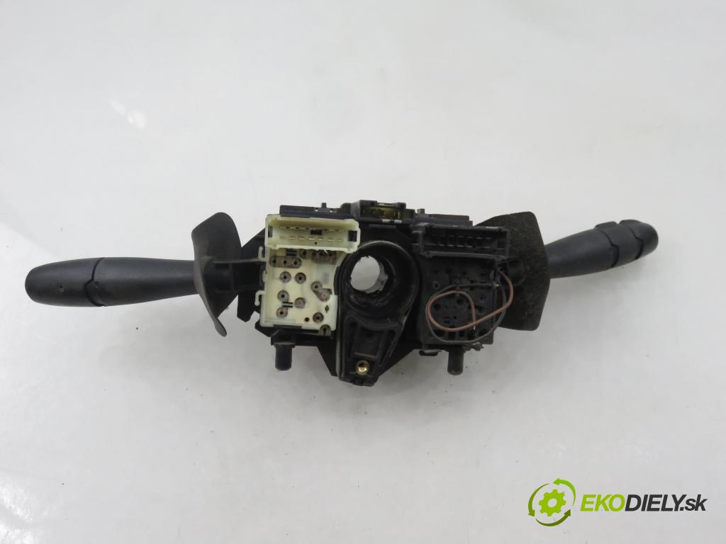RENAULT MASTER II Platforma / podwozie (ED/HD/UD) KABINA/PLATFORMA 2000 59,00 2.5 D - S8U 770 2499,00 páčka/prepínač V7700354626 ; 54034997A