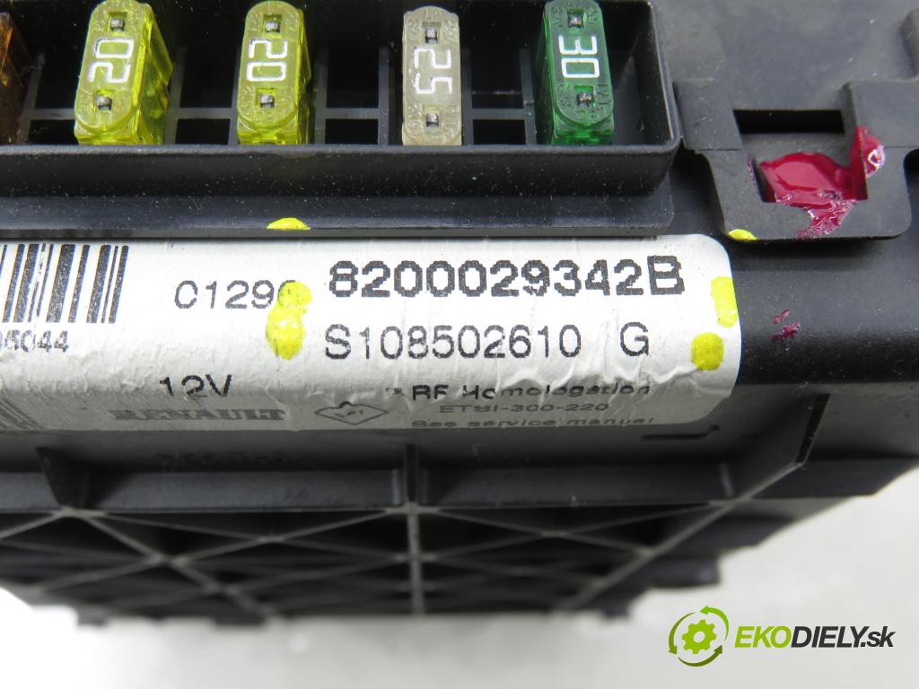RENAULT SCENIC I (JA0/1_) MINIVAN 2001 75,00 1.9 dCi 102 - F9Q 732 1870,00 MODUL BSI S108502610G ; 8200029342B