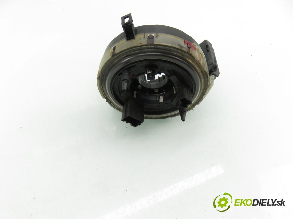 AUDI A4 Avant (8E5, B6) KOMBI 2002 96,00 1.9 TDI PD 130 - AVF 1896,00 PÁSKA: air BAG 8E0953541C