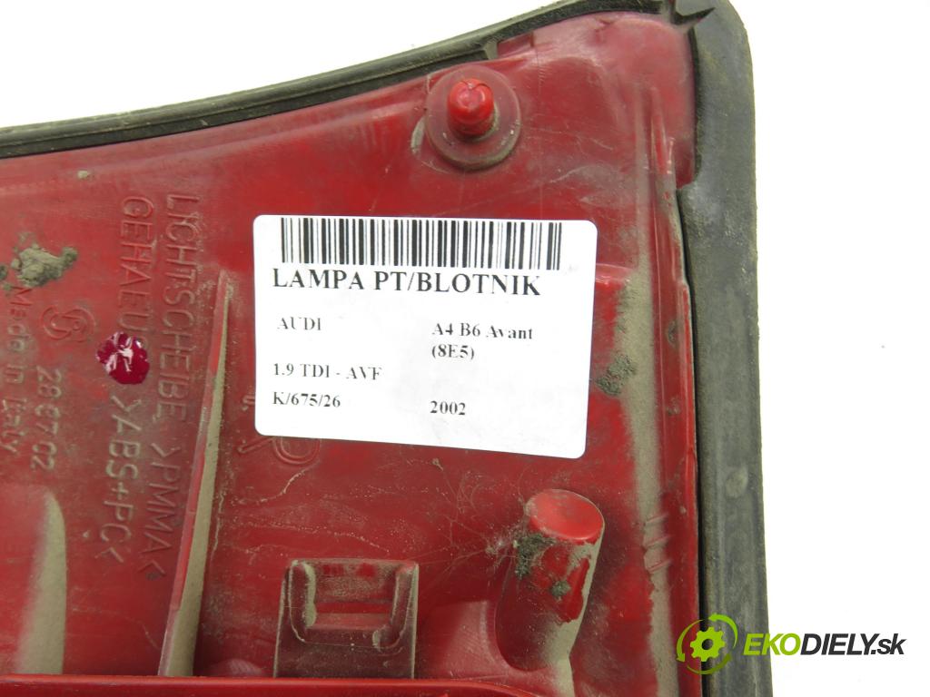 AUDI A4 Avant (8E5, B6) KOMBI 2002 96,00 1.9 TDI PD 130 - AVF 1896,00 Svetlo pravé zadné 8E9945096