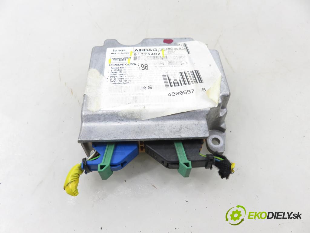 FIAT BRAVO II (198_) HB 2007 66,00 1.4 - 192 B2.000 1368,00 MODUL air BAG 51775402 ; 5WK43640
