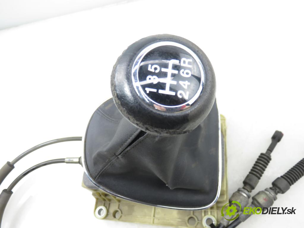 FIAT BRAVO II (198_) HB 2007 66,00 1.4 - 192 B2.000 1368,00 ZVEDÁK: 553499480