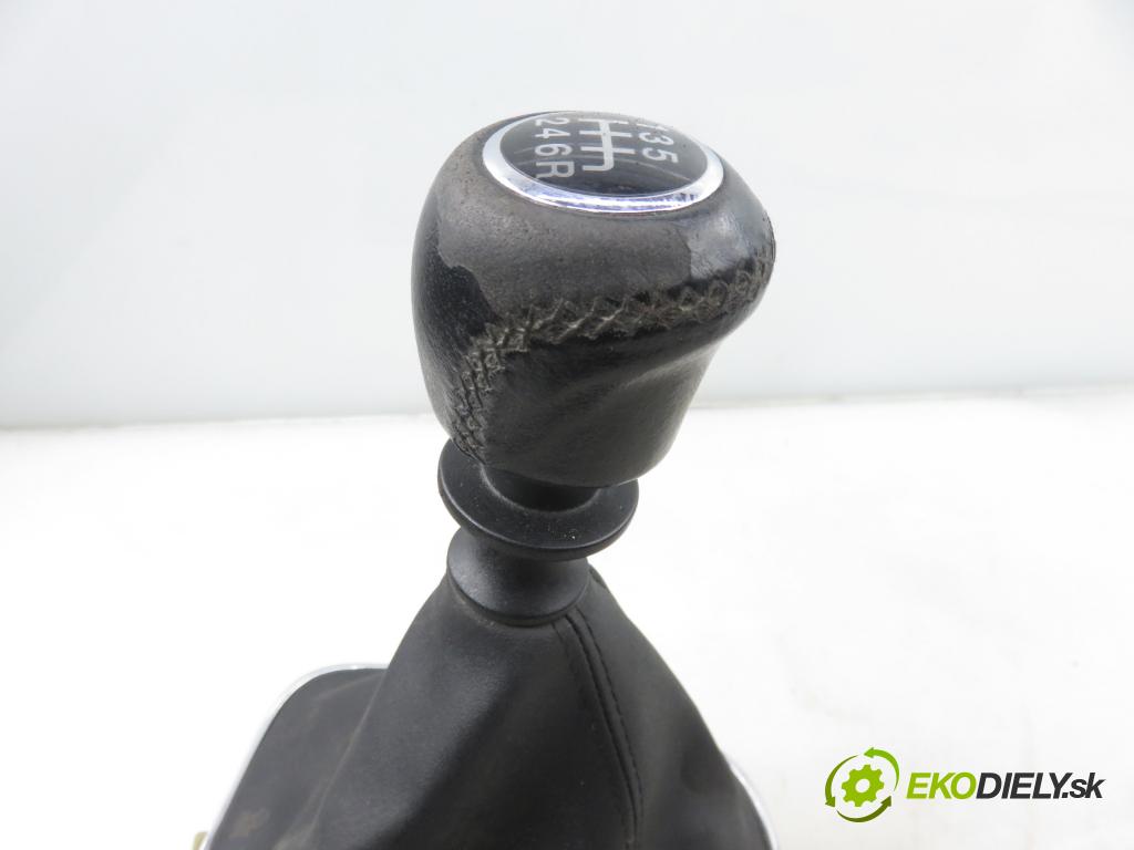 FIAT BRAVO II (198_) HB 2007 66,00 1.4 - 192 B2.000 1368,00 ZVEDÁK: 553499480