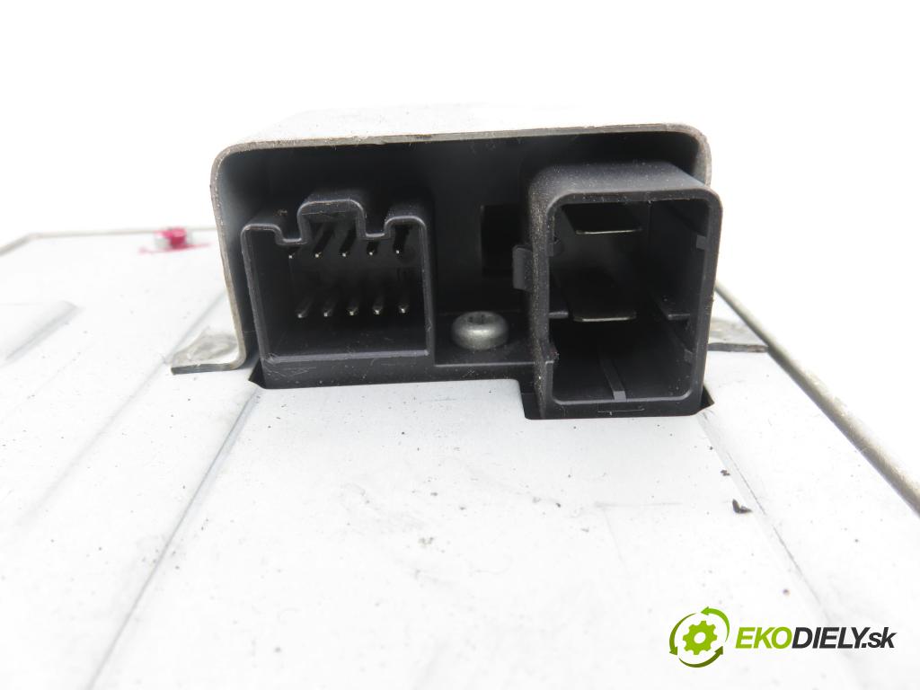 FIAT BRAVO II (198_) HB 2007 66,00 1.4 - 192 B2.000 1368,00 SLOUPEC / PODPORA elektrický 00051795527