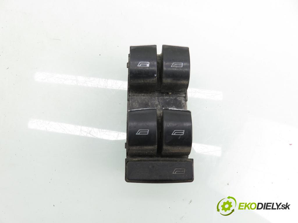 AUDI A4 Avant (8E5, B6) KOMBI 2002 96,00 1.9 TDI PD 130 - AVF 1896,00 Panel ovládania okien 8Z0959851B