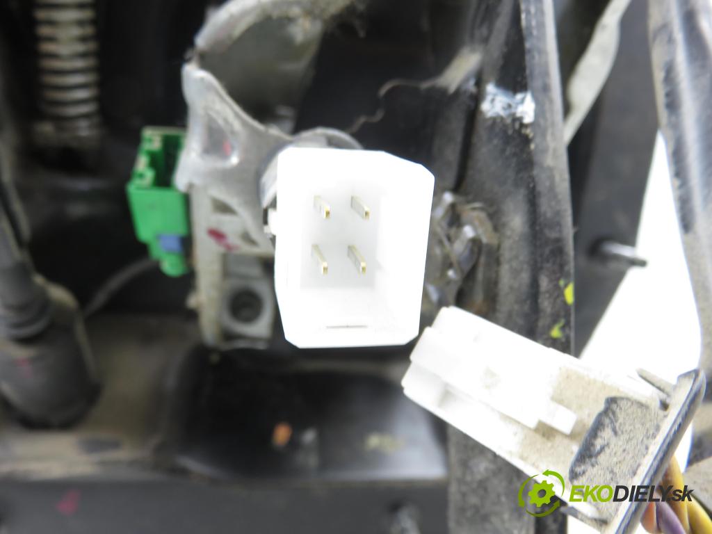 RENAULT TRAFIC II Skrzynia (FL) FURGON 2008 0,00 2.0 dCi 90 (FL0H) - M9R 782 1995,00 preloženie 8200837097 ; 8200513340