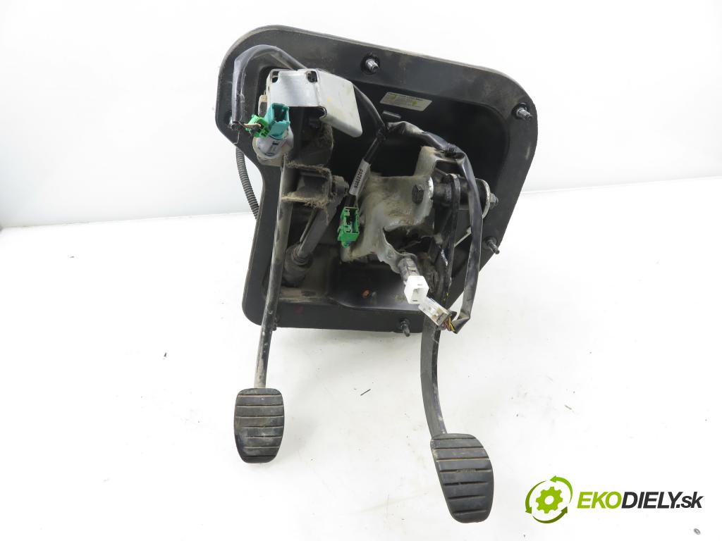 RENAULT TRAFIC II Skrzynia (FL) FURGON 2008 0,00 2.0 dCi 90 (FL0H) - M9R 782 1995,00 preloženie 8200837097 ; 8200513340