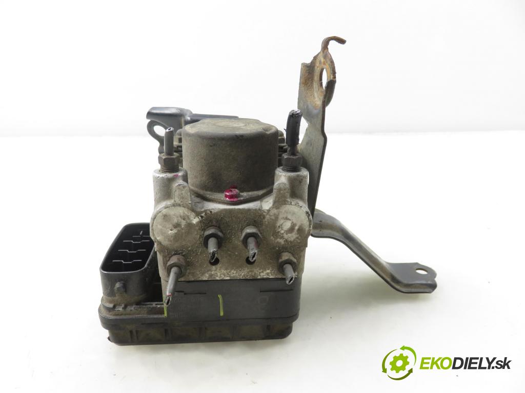 TOYOTA RAV 4 II (_A2_) SUV 2002 85,00 2.0 D-4D 4WD 116 - 1CD-FTV 1995,00 Pumpa ABS 4451042080 ; 8954142050 ; 1338000020 (Pumpa ABS)