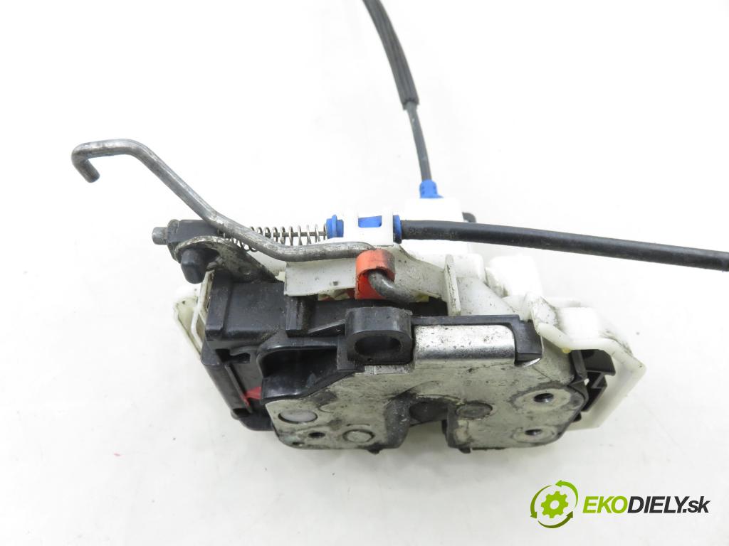 CITROEN NEMO Skrzynia (AA_) FURGON 2009 50,00 1.4 HDi - 8HS (DV4TED) 1398,00 zámok