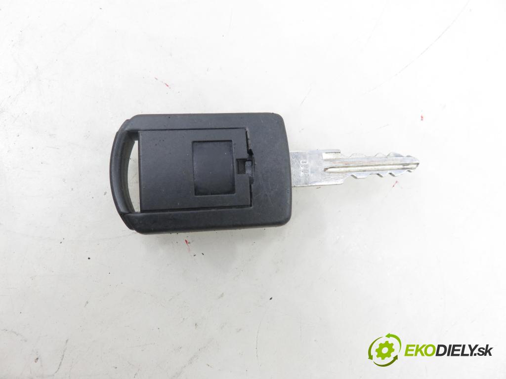 OPEL MERIVA A nadwozie wielkoprzestrzenne (MPV) (X03) MINIVAN 2003 74,00 1.6 16V - Z 16 XE 1598,00 spinačka 90589389 ; 24445098 ; 5WK4763 (Spínacia skrinka)