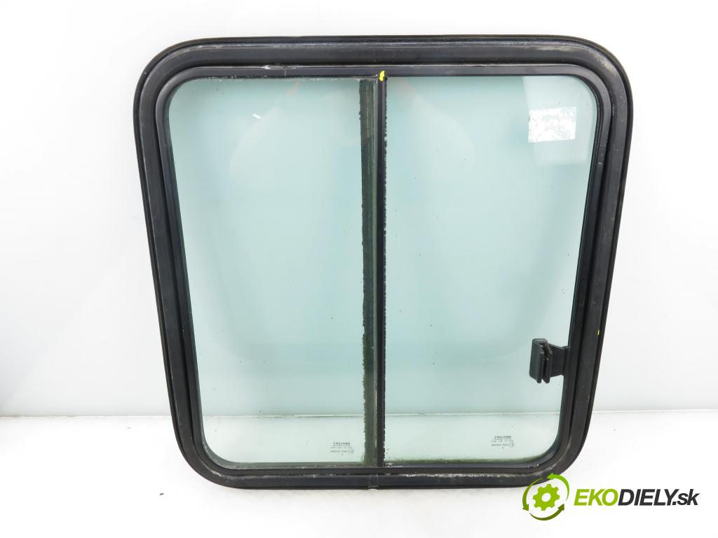 RENAULT MASTER II Platforma / podwozie (ED/HD/UD) KABINA/PLATFORMA 2000 59,00 2.5 D - S8U 770 2499,00 okno LT