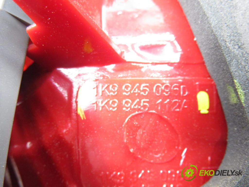 VW GOLF V Variant (1K5) KOMBI 2008 77,00 1.9 TDI - BLS 1896,00 Svetlo pravé zadné 1K9945096D ; 1K9945112A
