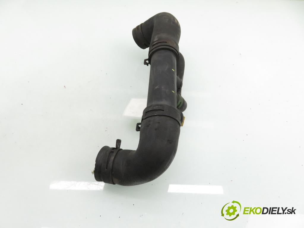 VW LT 40-55 I Platforma / podwozie (293-909) KABINA/PLATFORMA 1995 70,00 2.4 TD - ACL 2383,00 Rúra vody 073121083B