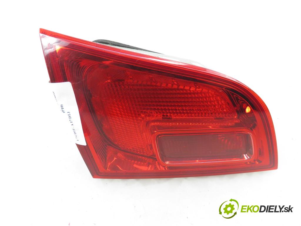 OPEL ASTRA J Sports Tourer (P10) KOMBI 2011 81,00 1.7 CDTI - A 17 DTJ 1686,00 světlo levé zadní kufr 13282246