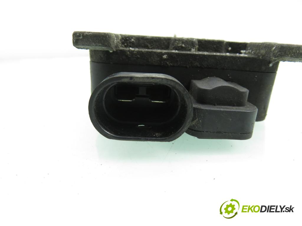 FORD MONDEO IV Turnier (BA7) KOMBI 2010 103,00 2.0 TDCi - QXBB 1997,00 Riadiaca jednotka 940002904