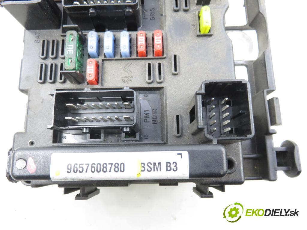 PEUGEOT 206 liftback (2A/C) HB 2005 50,00 1.4 HDi 8V 70 - 8HZ 1398,00 MODUL BSM 9657608780