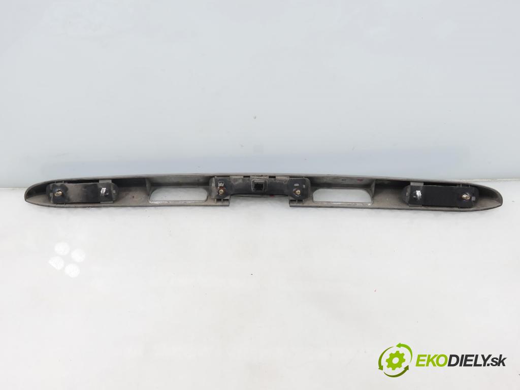 PEUGEOT 307 SW (3H) KOMBI 2002 79,00 2.0 HDI 110 - RHS 1997,00 Zadné čelo dverí kufor 9638615777 ; 9638615777D