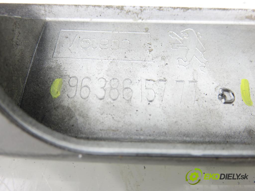 PEUGEOT 307 SW (3H) KOMBI 2002 79,00 2.0 HDI 110 - RHS 1997,00 Zadné čelo dverí kufor 9638615777 ; 9638615777D