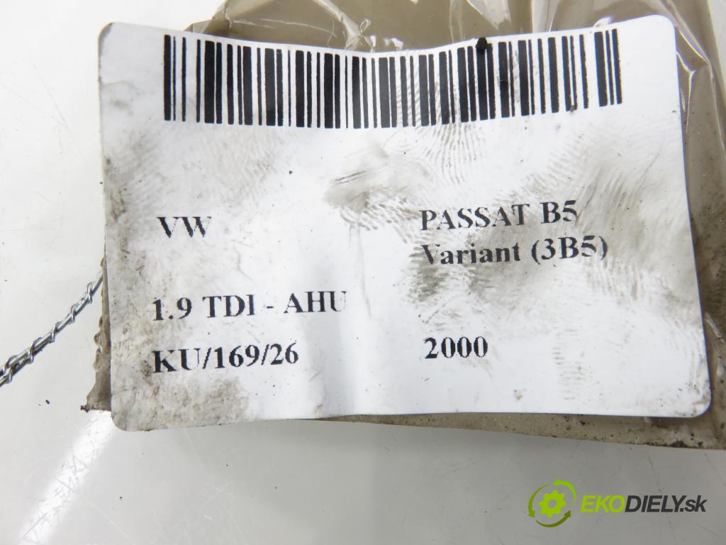 VW PASSAT B5 Variant (3B5) KOMBI 2000 66,00 1.9 TDI 90 - AHU 1896,00 senzor hladiny paliva 8E0919673G