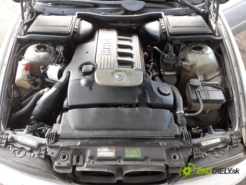 BMW 5 Touring (E39) KOMBI 2001 135,00 530 d - M57 D30 (306D1) 2926,00 Motor DIESEL M57 D30 306D1