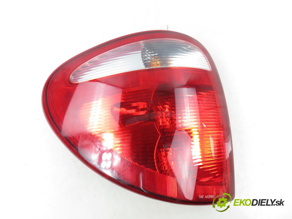 CHRYSLER VOYAGER IV (RG, RS) VAN 2001 160,00 3.8 - EGH 3778,00 světlo levé zadní 04857601