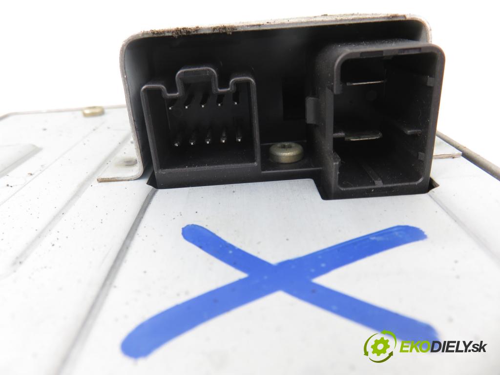 FIAT IDEA (350_) MINIVAN 2004 70,00 1.4 16V 95 - 843 A1.000 1368,00 SLOUPEC / PODPORA elektrický 00517364610