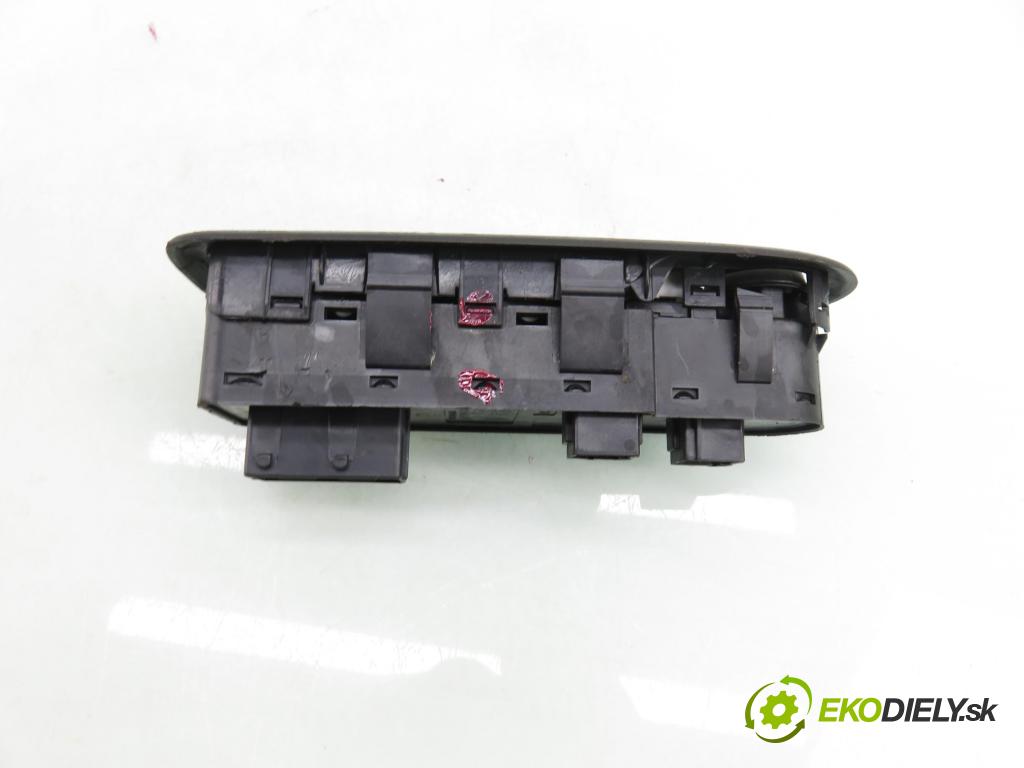 PEUGEOT 308 (4A_, 4C_) HB 2012 0,00 1.6 HDi - 9HR (DV6C) 1560,00 Panel ovládania okien 96644917XT