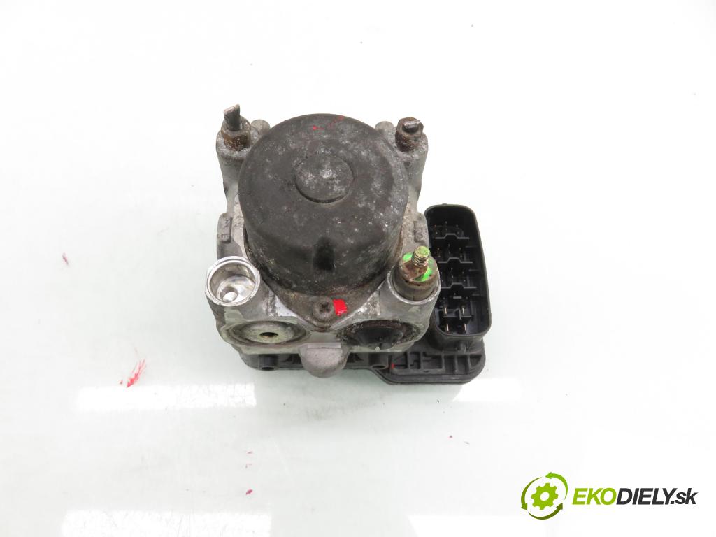 TOYOTA AVENSIS VERSO (_M2_) MINIVAN 2004 85,00 2.0 D (CLM20_) - 1CD-FTV 1995,00 Pumpa ABS 8954144130 ; 4451044110 (Pumpa ABS)