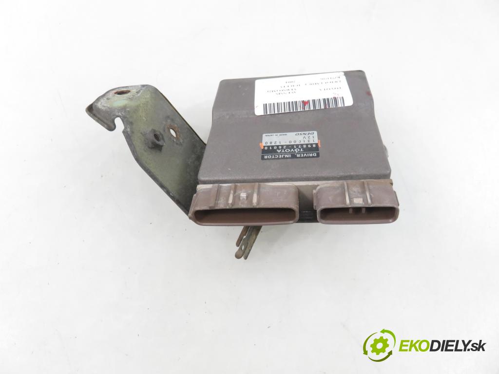 TOYOTA AVENSIS VERSO (_M2_) MINIVAN 2004 85,00 2.0 D (CLM20_) - 1CD-FTV 1995,00 řídící jednotka vstřiku 8987126010 ; 1310001280