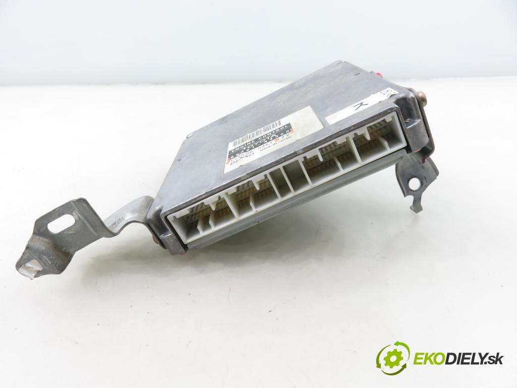 TOYOTA AVENSIS VERSO (_M2_) MINIVAN 2004 85,00 2.0 D (CLM20_) - 1CD-FTV 1995,00 Riadiaca jednotka Motor 8966144360 ; 1758005461