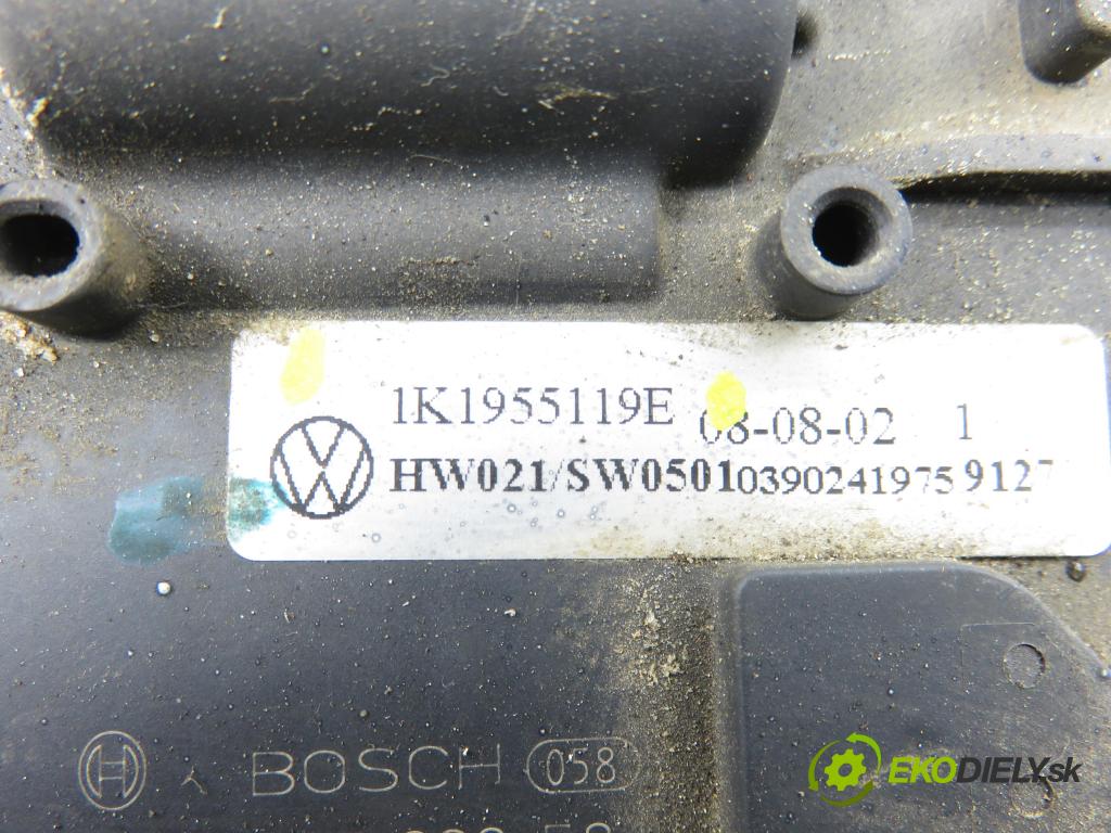 VW GOLF V Variant (1K5) KOMBI 2008 77,00 1.9 TDI - BLS 1896,00 MECHANISMUS/ motorek stěračů 1K1955023G ; 1K1955119E ; 3397020894