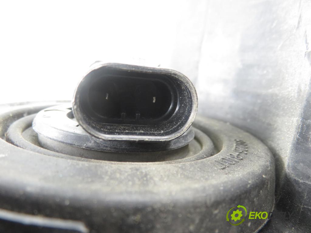 TOYOTA AVENSIS VERSO (_M2_) MINIVAN 2004 85,00 2.0 D (CLM20_) - 1CD-FTV 1995,00 Svetlo PP