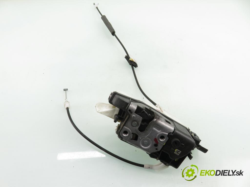 PEUGEOT 308 (4A_, 4C_) HB 2012 0,00 1.6 HDi - 9HR (DV6C) 1560,00 zámok 006166 ; PSA006166