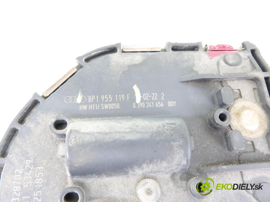 AUDI A3 (8P1) HB 2004 103,00 2.0 TDI 16V quattro - BKD 1968,00 motorek stěračů PŘEDNÍ: 8P1955119F ; 1397220679