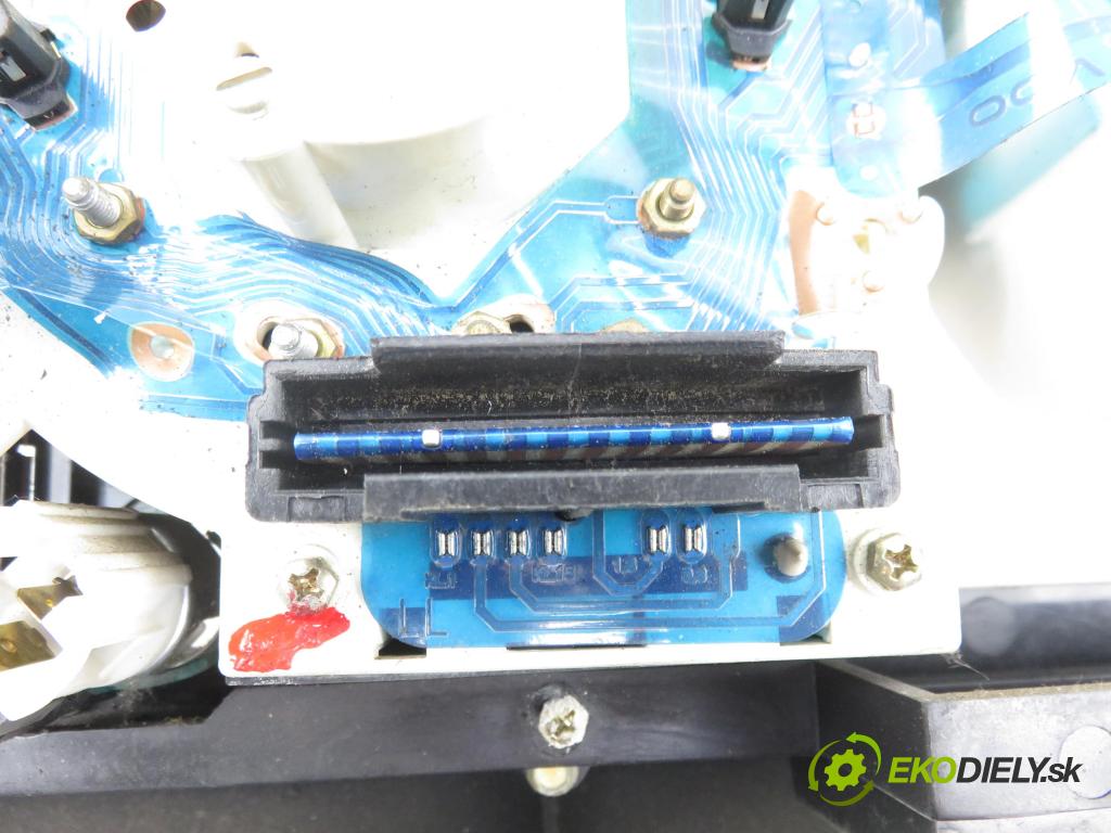 VW LT 40-55 I Platforma / podwozie (293-909) KABINA/PLATFORMA 1995 70,00 2.4 TD - ACL 2383,00 prístrojovka na ODKAZ 281919033CT ; 281919059M
