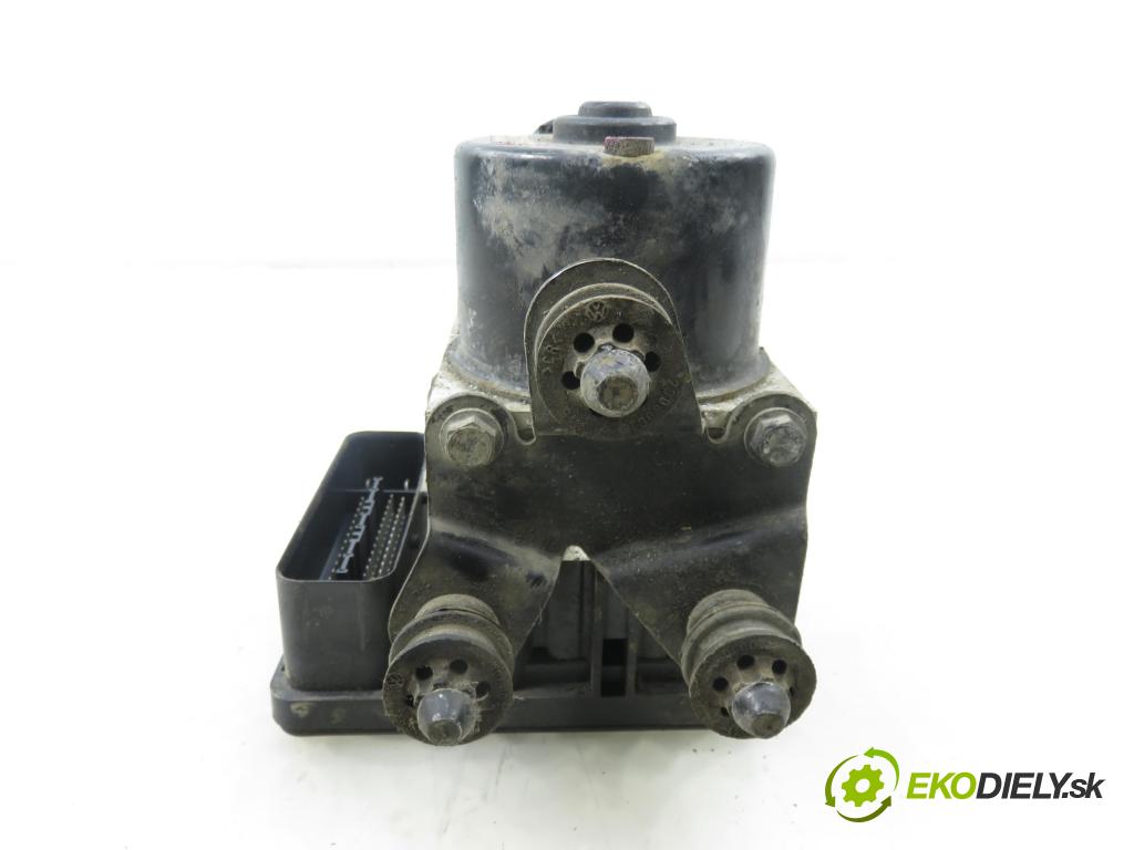 AUDI A3 (8P1) HB 2004 103,00 2.0 TDI 16V quattro - BKD 1968,00 pumpa ABS 1K0907379E ; 1K0614517C ; 10096003493 (Pumpa ABS)